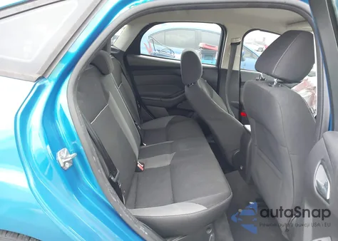 2014 Ford Focus Se z USA, uszkodzony, nr VIN 1FADP3F22EL310685